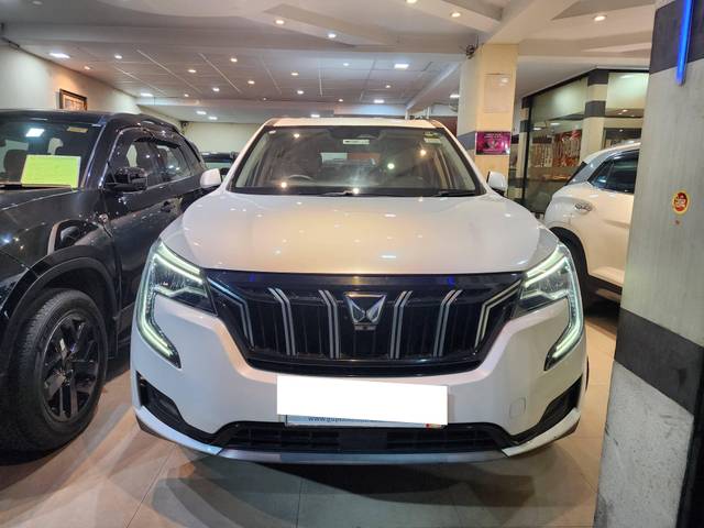 https://images10.gaadi.com/usedcar_image/4292237/original/processed_31fbaee31bcd55a939882ae07e4ce582.jpg?imwidth=6402