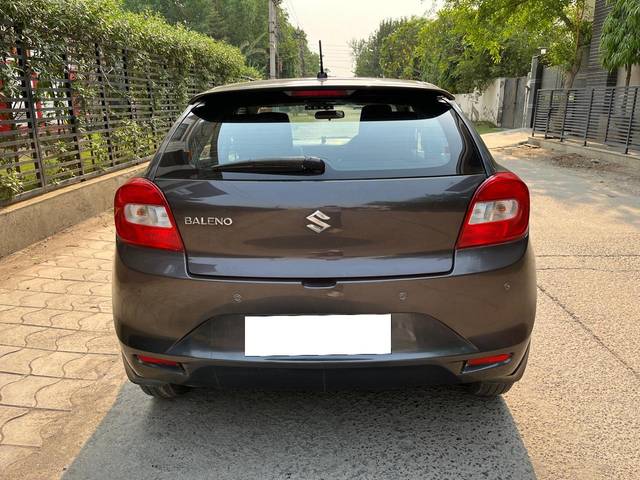 https://images10.gaadi.com/usedcar_image/4292296/original/processed_202325c56847de0e48190c2f88d8f847.jpg?imwidth=6402