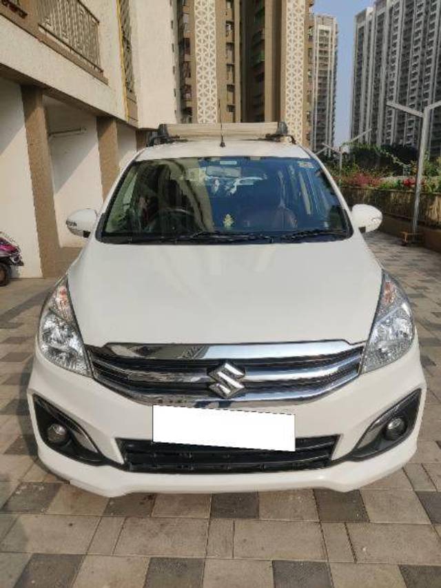 https://images10.gaadi.com/usedcar_image/4292306/original/ef5a2d2d3d3f12bcaaa87d5eaa9b9136.jpg?imwidth=6400