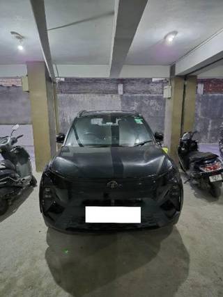 Tata Nexon Tata Nexon Creative Plus S Dark AMT