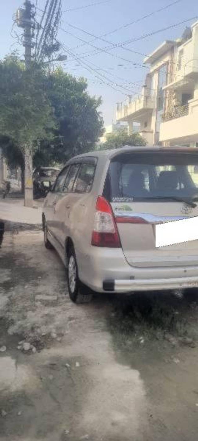 https://images10.gaadi.com/usedcar_image/4292381/original/processed_415775ca-3c3a-40e2-9f6f-ac961d65ff8a.jpg?imwidth=6400