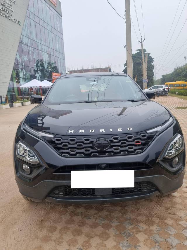 https://images10.gaadi.com/usedcar_image/4292490/original/processed_37cc34deff8c4091fc4cd73bf47b68c2.jpg?imwidth=6400