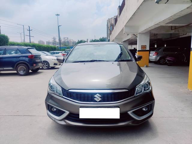 https://images10.gaadi.com/usedcar_image/4292496/original/processed_d7063f1e2e16d1dcc918cbb86f3ac5b7.jpg?imwidth=6402