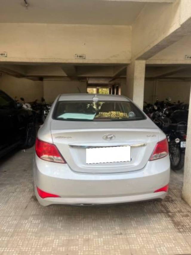 https://images10.gaadi.com/usedcar_image/4292612/original/processed_d76dee11-7d70-4e45-8e9b-a34b84e0f966.jpeg?imwidth=6401