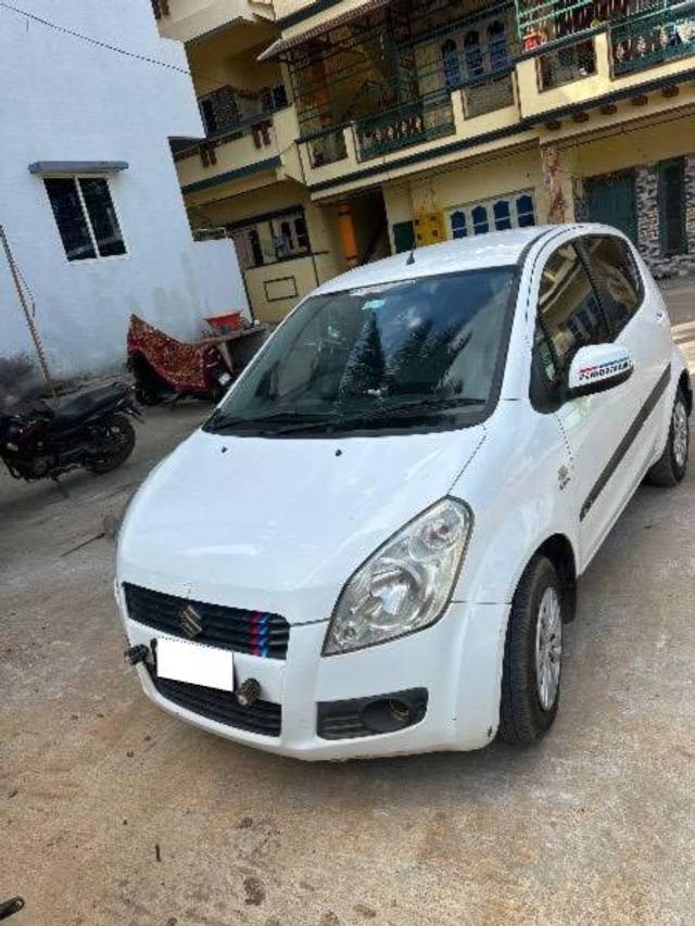 https://images10.gaadi.com/usedcar_image/4292686/original/processed_3f315635-028f-4273-beed-49e7c82000fd.jpeg?imwidth=6400