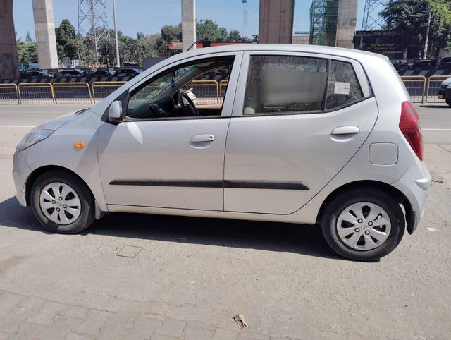 https://images10.gaadi.com/usedcar_image/4292777/original/processed_c9961f2be2945533139c14ec784be8c5.jpg?imwidth=6402