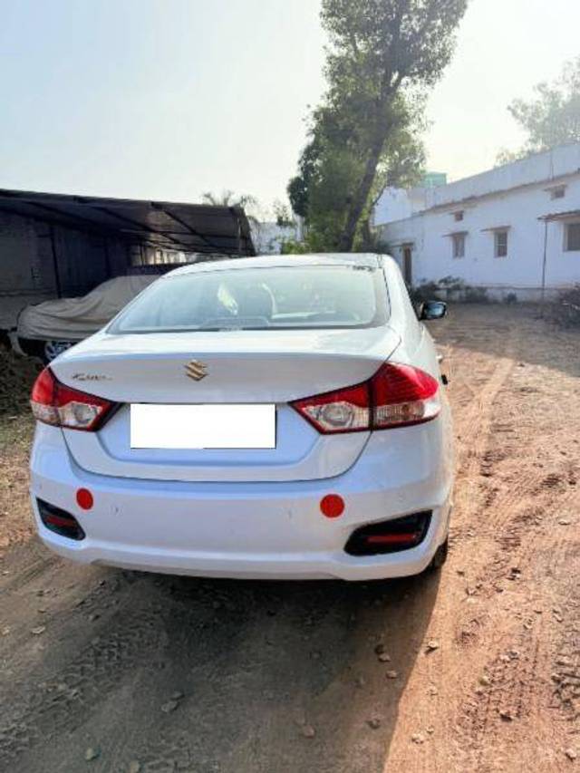 https://images10.gaadi.com/usedcar_image/4292796/original/dac2d594b933e812392d1ba4d1532b94.jpg?imwidth=6401