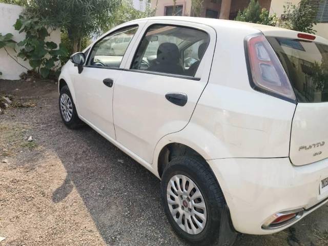 https://images10.gaadi.com/usedcar_image/4292895/original/processed_121f6ed6-9e70-4546-8696-a41875cada8a.jpg?imwidth=6401