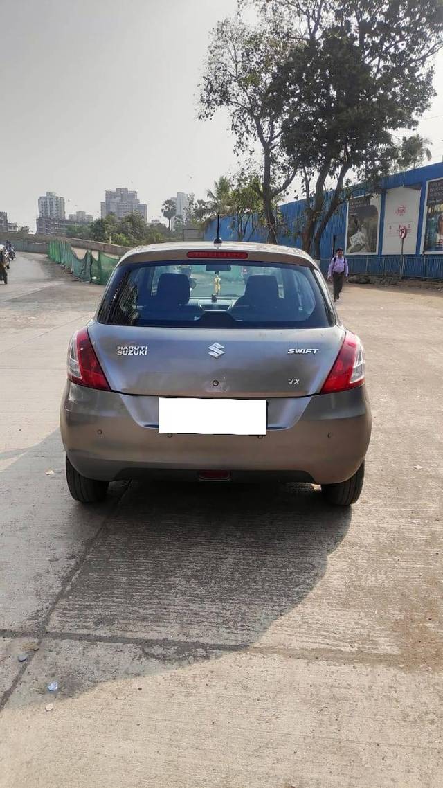 https://images10.gaadi.com/usedcar_image/4292956/original/processed_79ae0788e0285256a2c8766bb81b333a.jpg?imwidth=6402