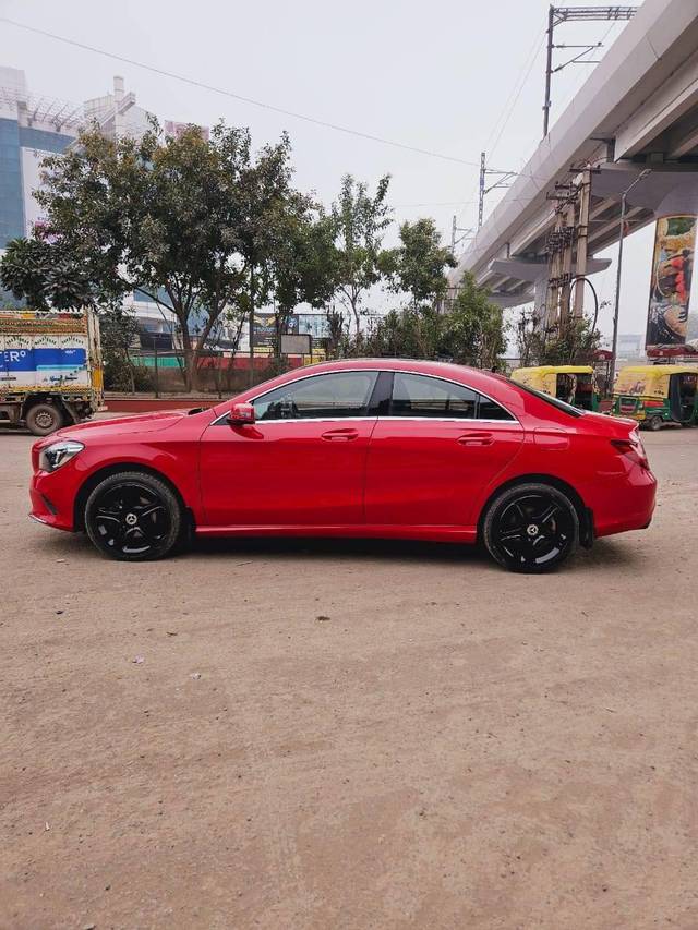 https://images10.gaadi.com/usedcar_image/4293000/original/processed_cfc95f1dc02184c93647c36eda88037e.jpg?imwidth=6402