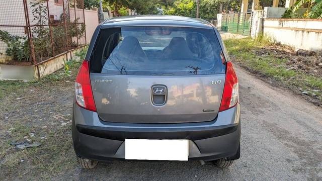 https://images10.gaadi.com/usedcar_image/4293029/original/processed_b71ce134ffe7ce7ede3b2b3e0d07e475.jpg?imwidth=6402