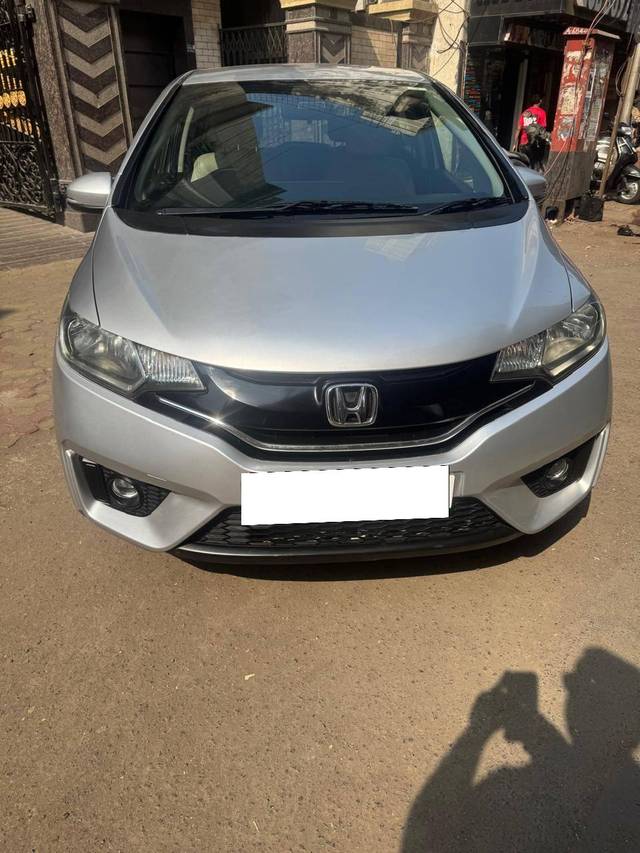 https://images10.gaadi.com/usedcar_image/4293235/original/processed_e7667bd10b082a62651488735f0a3447.jpg?imwidth=6400