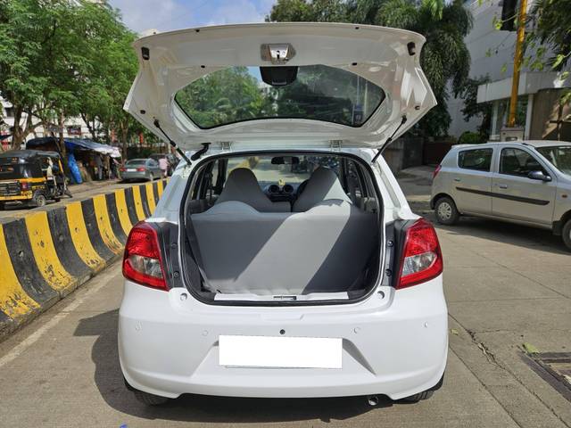 https://images10.gaadi.com/usedcar_image/4293270/original/processed_16763e0cae8f992a735dc7a283dee65e.jpg?imwidth=6401