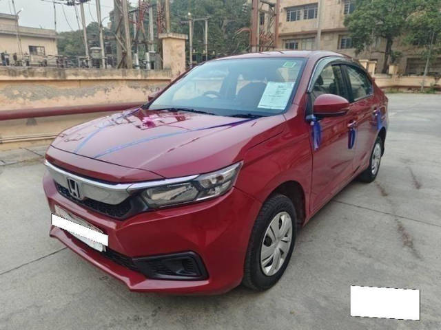 https://images10.gaadi.com/usedcar_image/4293387/original/b638e823867695f35dbc89c62f93585e.png?imwidth=6400