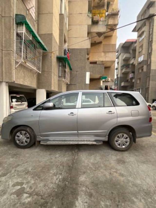 https://images10.gaadi.com/usedcar_image/4293401/original/2f76f3fcc00a5f01ebe02adfd2182626.jpg?imwidth=6402