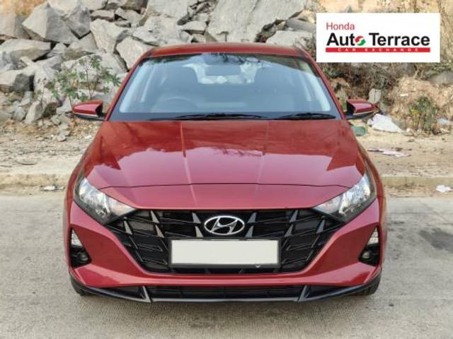 https://images10.gaadi.com/usedcar_image/4293513/original/6c0edcfdd22c5614a043f770173bcb0b.jpeg?imwidth=6400