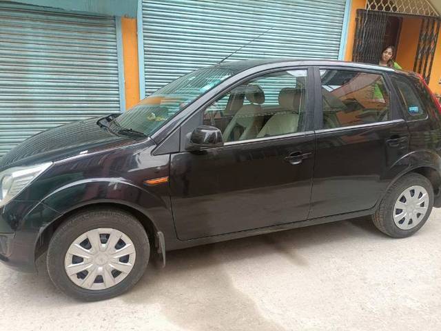 https://images10.gaadi.com/usedcar_image/4293563/original/cbf865b66ee432c877e2aa9f1f878e89.jpg?imwidth=6402