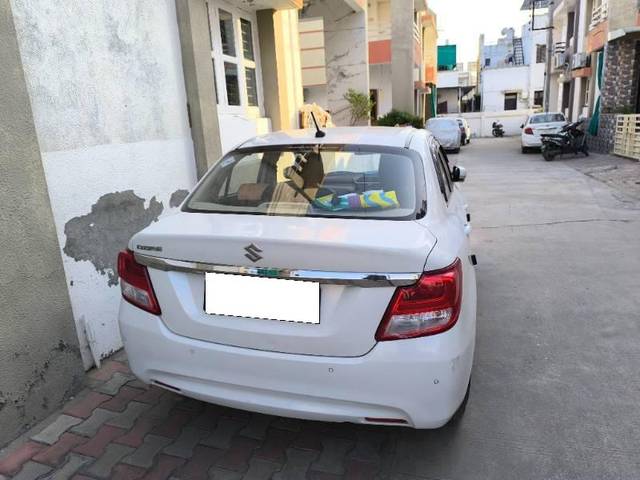 https://images10.gaadi.com/usedcar_image/4293603/original/processed_76b514df-d193-4890-a59a-fc0adcaaf3d1.jpg?imwidth=6402