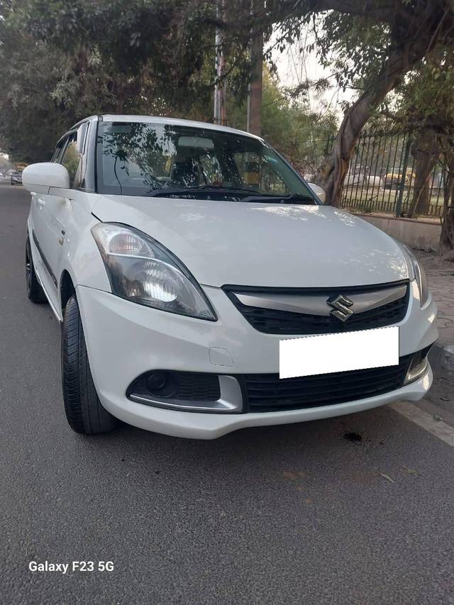 https://images10.gaadi.com/usedcar_image/4293715/original/processed_4afe7908b8bb94ee8aec9137e4369431.jpg?imwidth=6400