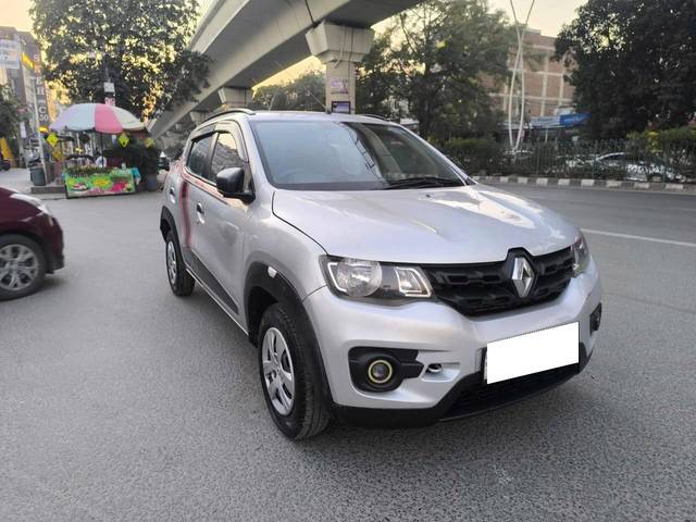 https://images10.gaadi.com/usedcar_image/4293835/original/processed_882ec14762c7917b34fb1f26d9eef5e3.jpg?imwidth=6400