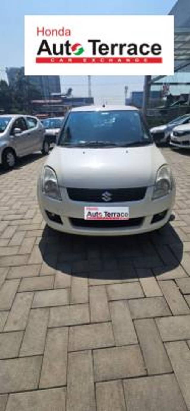 https://images10.gaadi.com/usedcar_image/4293927/original/f8854f62ad795df1e80124f7959cdf1c.jpg?imwidth=6400