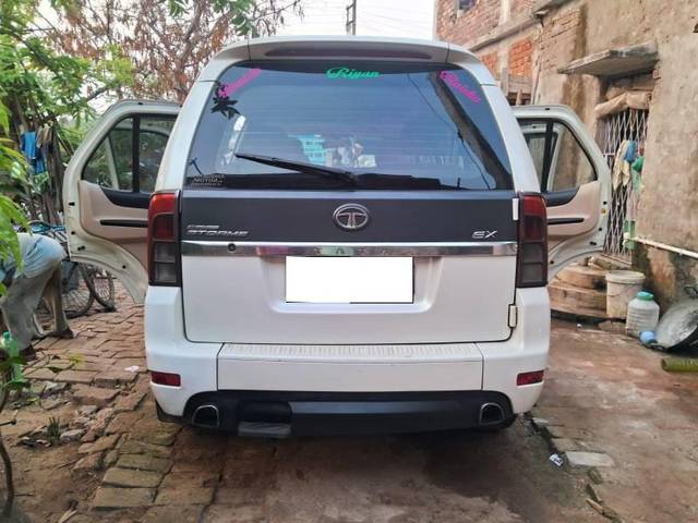 https://images10.gaadi.com/usedcar_image/4293951/original/processed_1b2d9795-b94f-4af3-ba6f-a4132e327ec5.jpg?imwidth=6401