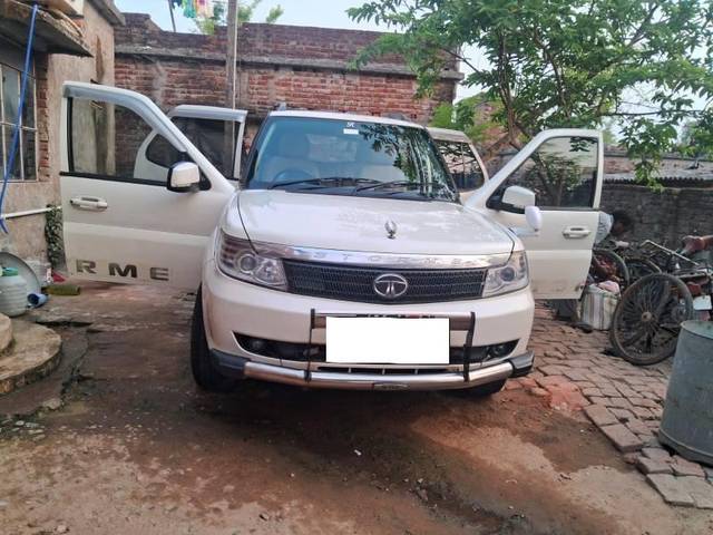 https://images10.gaadi.com/usedcar_image/4293951/original/processed_d7876722-7b29-4846-9ce7-980e53587d46.jpg?imwidth=6402