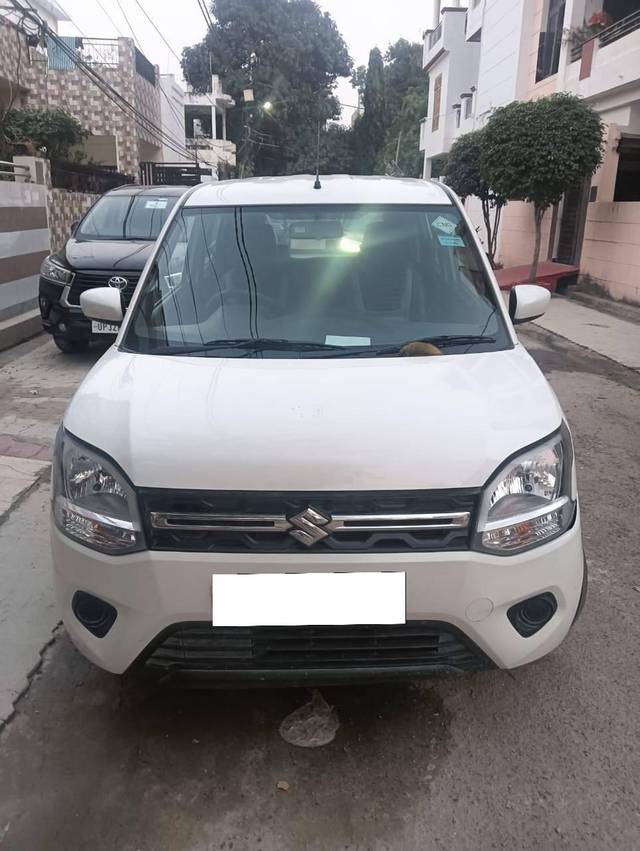 https://images10.gaadi.com/usedcar_image/4294145/original/processed_6637b60d6c70a807c9835f10e52109dc.jpg?imwidth=6400