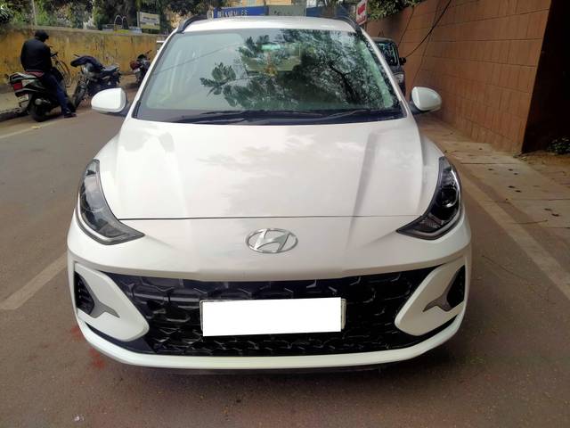 https://images10.gaadi.com/usedcar_image/4294148/original/processed_277f6edd298afb4b9ccdaf6f0cc5a9d7.jpg?imwidth=6400