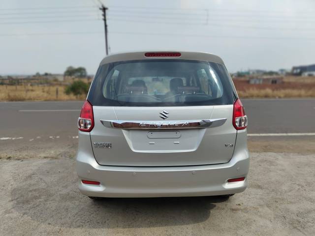 https://images10.gaadi.com/usedcar_image/4294170/original/processed_3429b5503cede33340ab6bd3870c6e99.jpg?imwidth=6402