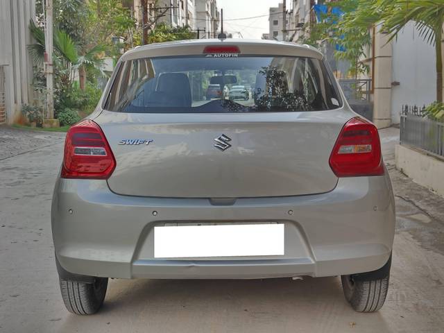 https://images10.gaadi.com/usedcar_image/4294214/original/processed_359ee19c80bee696d62e26e86d0a74f6.jpg?imwidth=6402