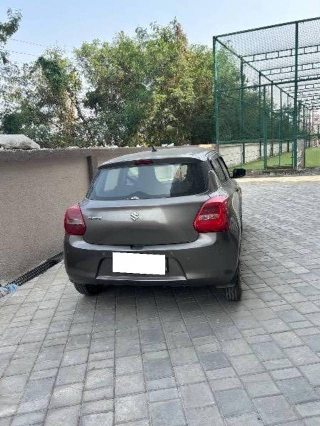 https://images10.gaadi.com/usedcar_image/4294233/original/processed_c8203e3d-0798-4e89-83c6-25b8cd54da0d.jpg?imwidth=6401