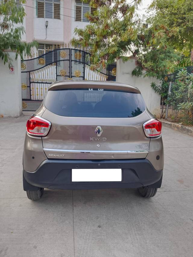 https://images10.gaadi.com/usedcar_image/4294287/original/processed_08c763fc00086f98caf0bf196897059e.jpg?imwidth=6402