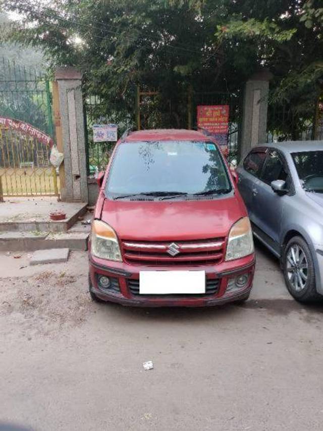 https://images10.gaadi.com/usedcar_image/4294321/original/637a24c1e1ef2f4bf1fc06ee6bdaadc2.jpg?imwidth=6400