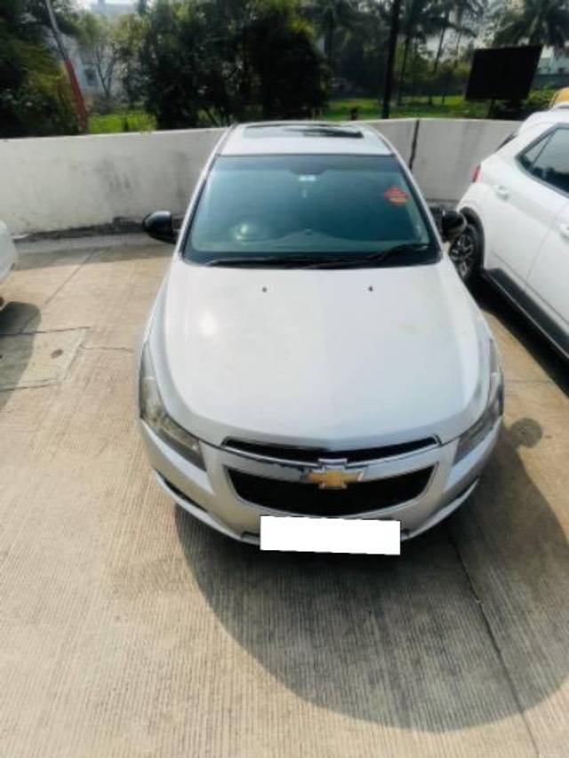 https://images10.gaadi.com/usedcar_image/4294331/original/processed_f8e6fe4d-c053-4647-b608-104b44e91190.jpg?imwidth=6401