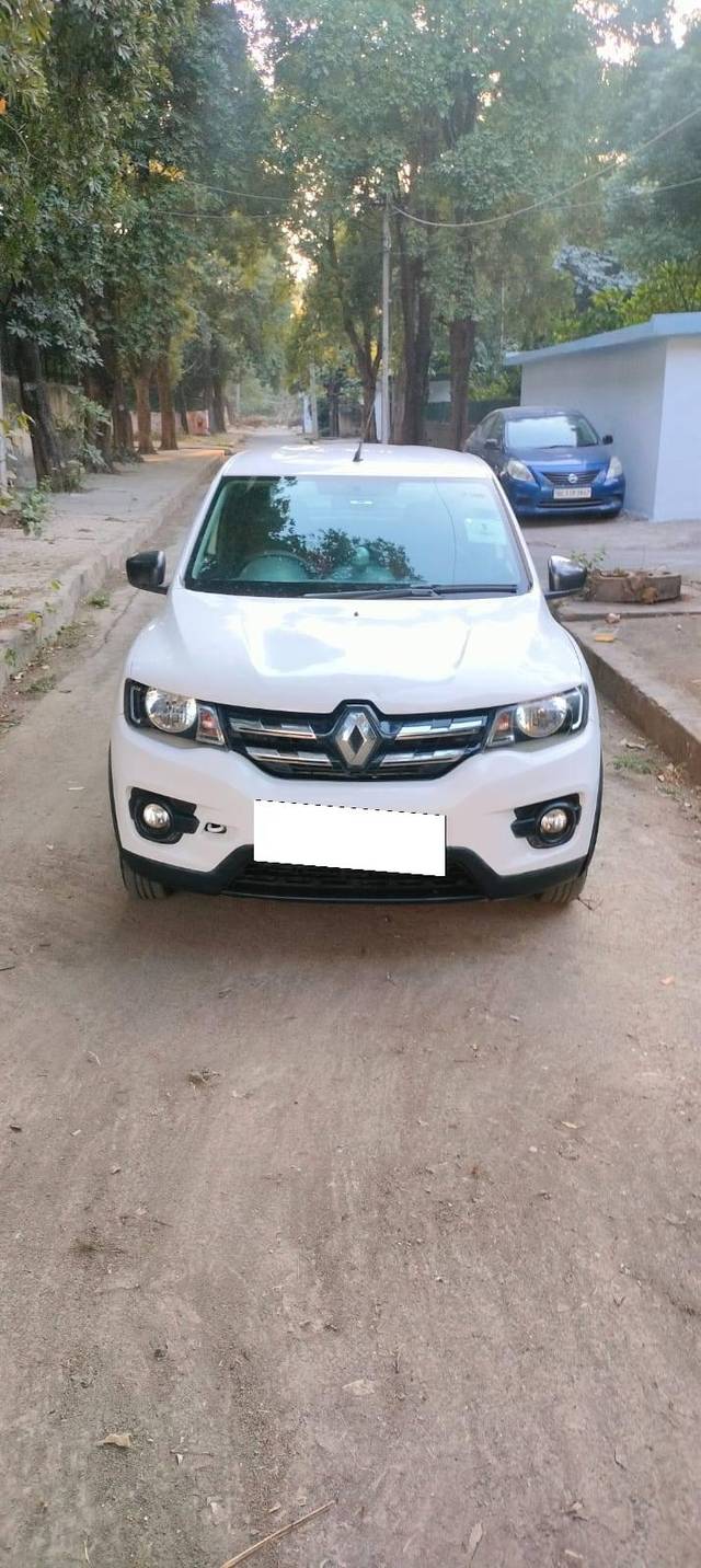 https://images10.gaadi.com/usedcar_image/4294339/original/processed_1782adec91ad4c33e856e15a9a2e5222.jpg?imwidth=6400