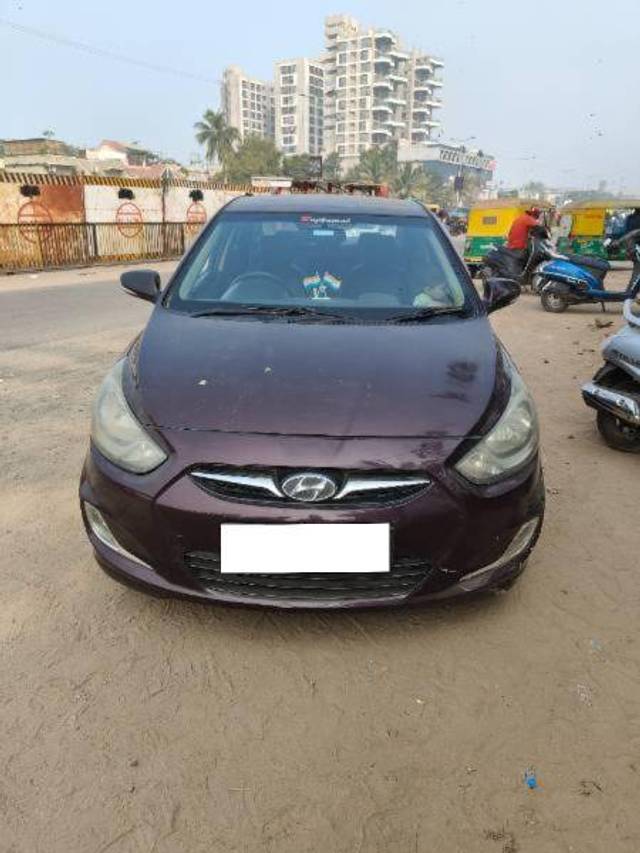 https://images10.gaadi.com/usedcar_image/4294408/original/52f83a6d013cf4f4e3f102d0b36478cb.jpg?imwidth=6400