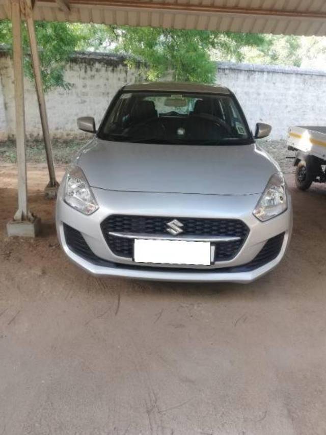 https://images10.gaadi.com/usedcar_image/4294418/original/processed_2902df2a-aef1-4467-b5dd-002c7763cc0b.jpg?imwidth=6402