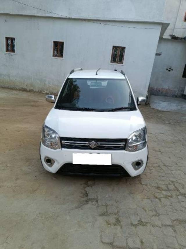 https://images10.gaadi.com/usedcar_image/4294431/original/processed_47eb3069-b4bd-492f-ac1d-9755ed1f8a15.jpg?imwidth=6401