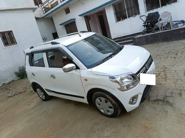 https://images10.gaadi.com/usedcar_image/4294431/original/processed_6211c105-ac7a-493c-ad48-1c4c61454294.jpg?imwidth=6400