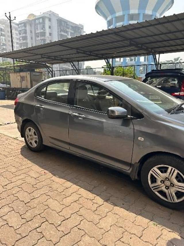 https://images10.gaadi.com/usedcar_image/4294477/original/processed_adbc8b15-ced3-4fa4-a280-1d71d12d3e86.jpg?imwidth=6400