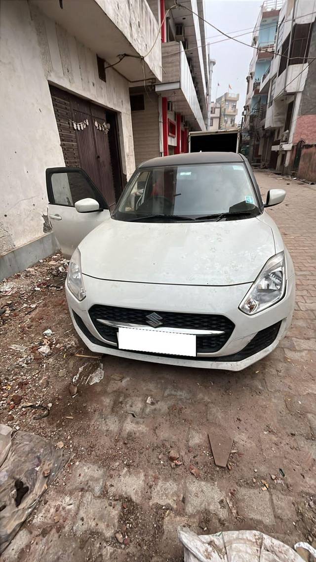 https://images10.gaadi.com/usedcar_image/4294596/original/processed_8d9ec1373d5d2ec3d132f7efb4a4a3bc.jpg?imwidth=6400