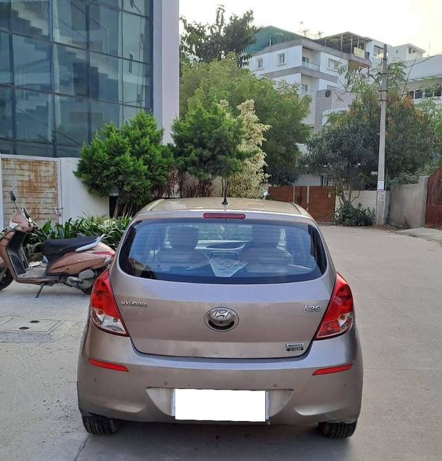 https://images10.gaadi.com/usedcar_image/4294636/original/processed_dd42b2abbd338d4bd9cd86fe83184fb3.jpeg?imwidth=6402