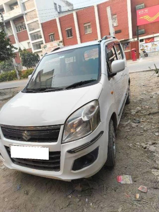 https://images10.gaadi.com/usedcar_image/4294665/original/processed_3dcb77a6-6ea4-4381-9521-8bd32b50dd38.jpg?imwidth=6400