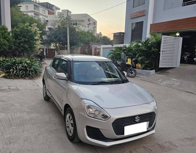 https://images10.gaadi.com/usedcar_image/4294693/original/processed_9296057b7948a2312b831e7955a768eb.jpeg?imwidth=6400