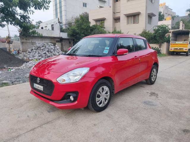 https://images10.gaadi.com/usedcar_image/4294735/original/processed_2040ac7589ba51a6ca521070eb1094c7.jpg?imwidth=6402