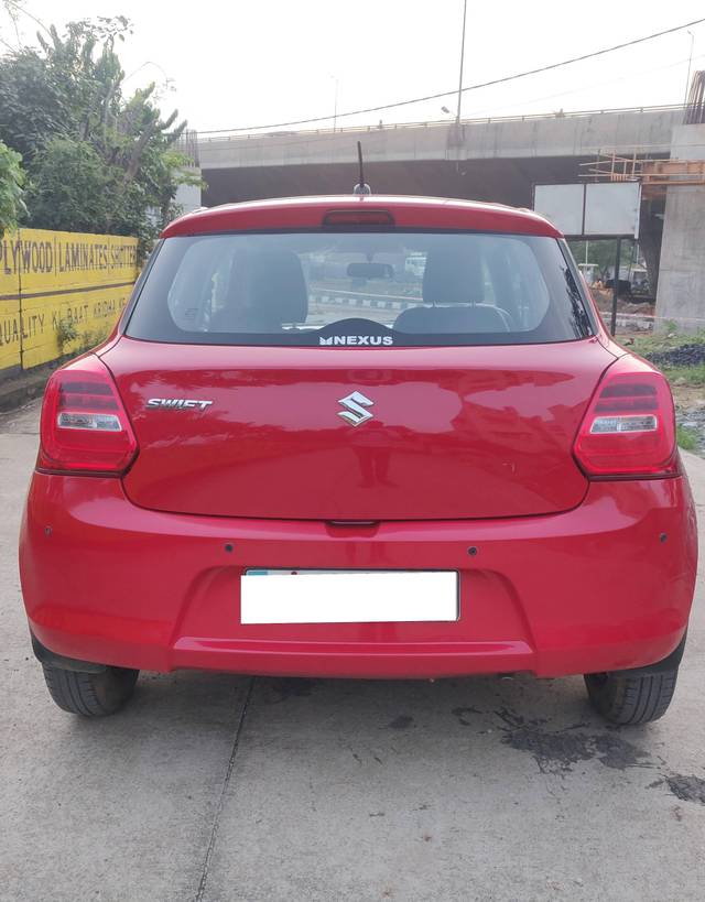 https://images10.gaadi.com/usedcar_image/4294735/original/processed_7027f4ff728f7ee195b9199a94ed212f.jpg?imwidth=6401