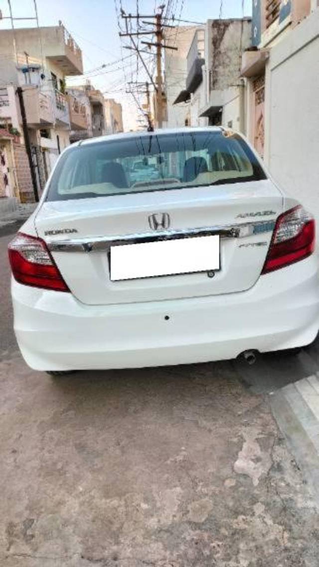 https://images10.gaadi.com/usedcar_image/4294840/original/processed_3ee9c22e-e4fd-41e5-98bc-4b3cb4032236.jpg?imwidth=6401