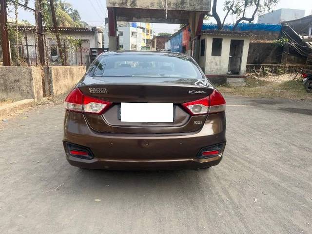 https://images10.gaadi.com/usedcar_image/4294957/original/processed_135b45f7-128e-497b-a4ae-c0f7cbdede55.jpeg?imwidth=6401