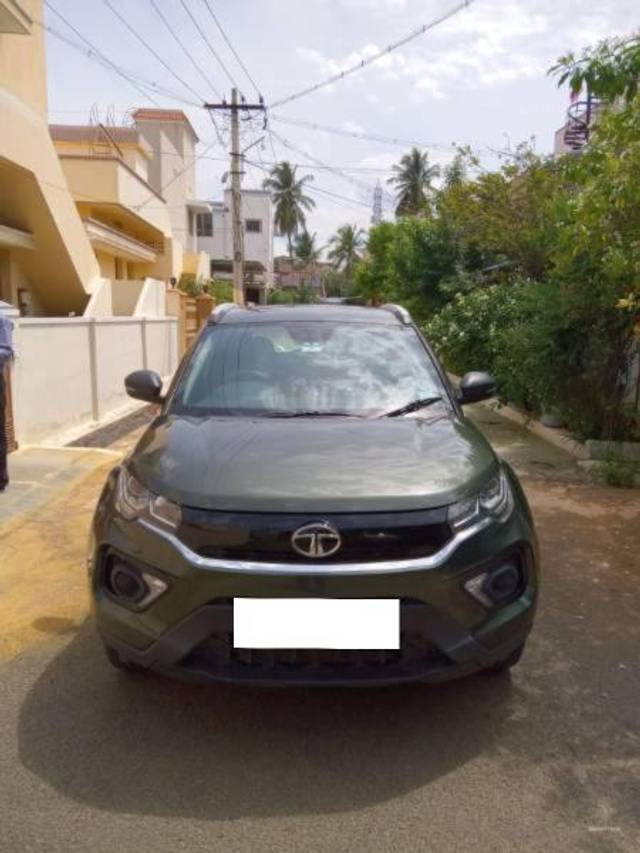 https://images10.gaadi.com/usedcar_image/4294986/original/processed_c9fa79df-d4c7-4f72-8705-0db23b9705e9.jpeg?imwidth=6400